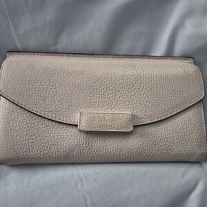 Elegant Gray Textured Wallet